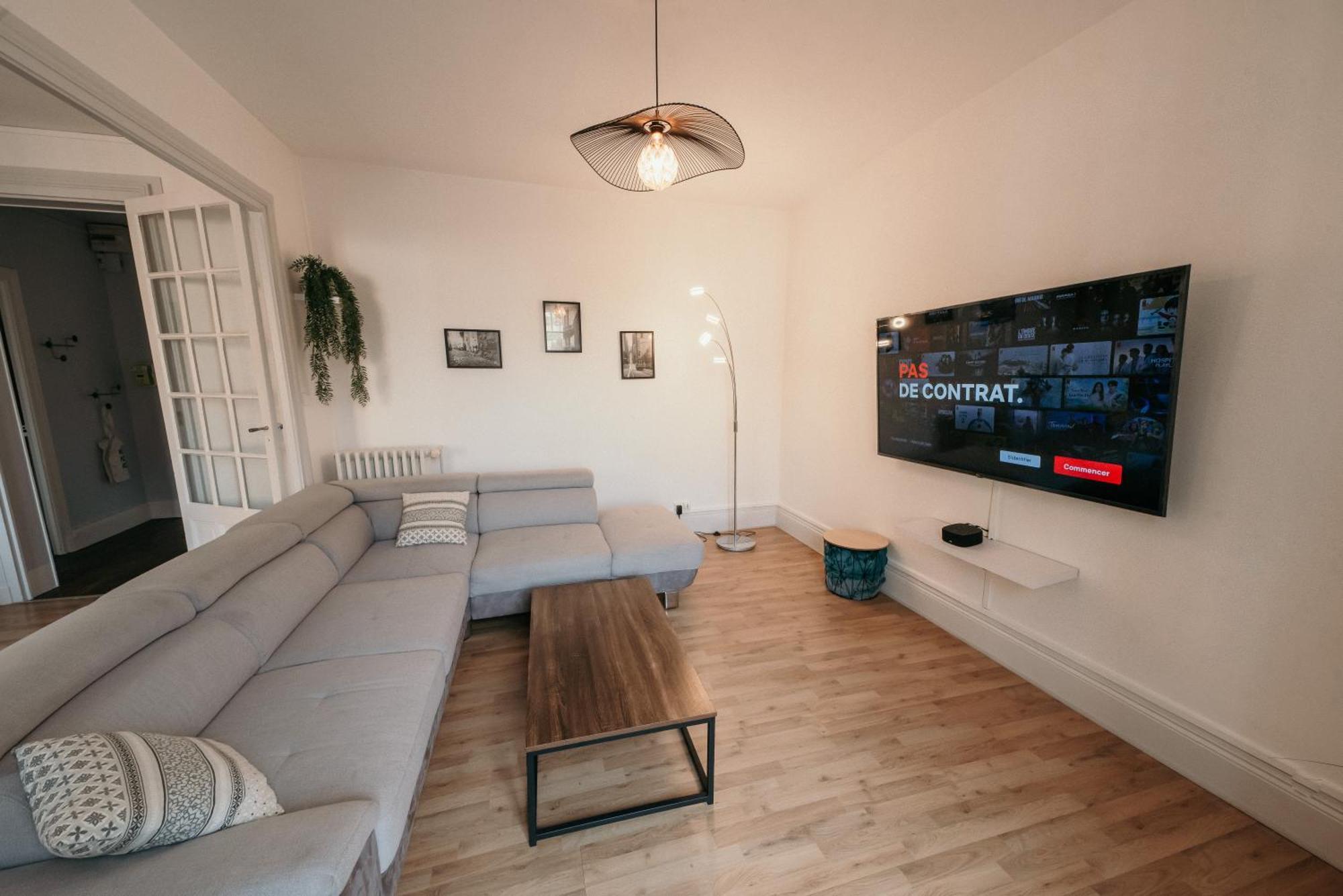 Appartement D'Alexandre Hyper Centre-Ville Charleville-Mézières 외부 사진